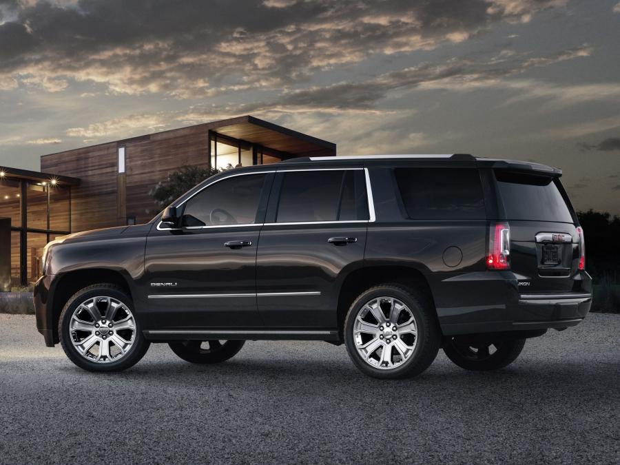  GMC Yukon Denali 2015 года  (фото 9 из 52)